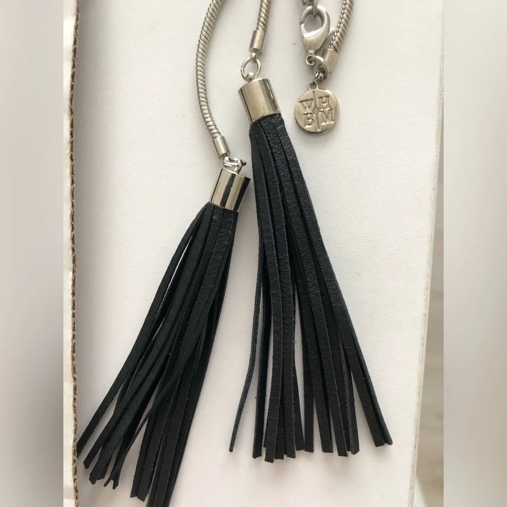 White House Black market long tassel necklace. - Picture 5 of 6